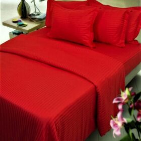 Cearceaf de pat 240x260 cm, 100% bumbac, Damasc, dimensiune dungi 1 cm, rosu