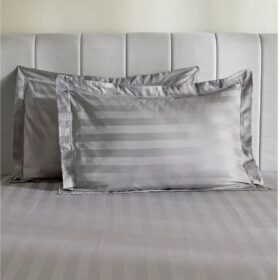 Pachet husa de pat cu elastic si fete perna 50x75 cm - Finet damasc saten, gri light