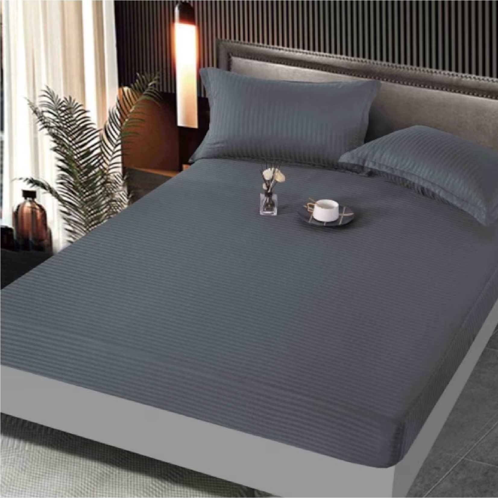 husa-pat-damasc-saten-finet-color-1-cm (f) Pachet husa de pat cu elastic si fete perna 50x75 cm - Finet damasc saten, gri mediu - imagine 1