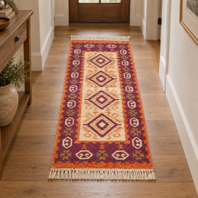 Covor tesut - Decor traditional, fond bordo si nuante de crem – 05