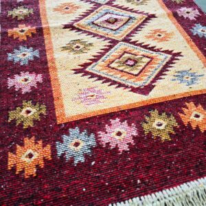 Covor tesut - Decor traditional, fond bordo si nuante de crem – 02 - imagine 2