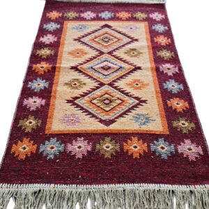 Covor tesut - Decor traditional, fond bordo si nuante de crem – 02 - imagine 6