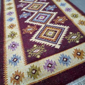 Covor tesut - Decor traditional, fond  maro si nuante de crem – 02 - imagine 6
