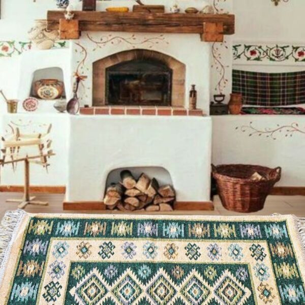 Covor tesut - Decor traditional, fond  verde si nuante de crem – 07