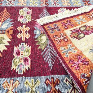 Covor tesut - Decor traditional, fond bordo si nuante de crem – 011 - imagine 8