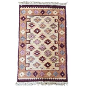 Covor tesut - Decor traditional, fond bordo si nuante de crem – 04 - imagine 4