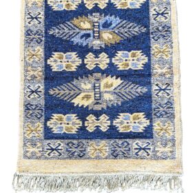 Covor tesut - Decor traditional, fond albastru si nuante de crem – 011