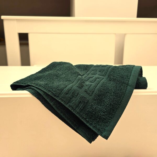 Prosop baie Greek Border Jacquard Plush Luxury - 100% Bumbac, 500g/mp, verde brad