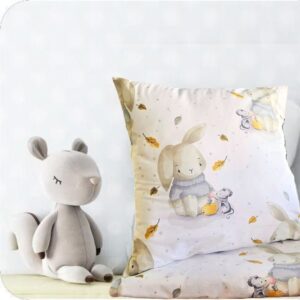 Pachet patut Kotonia Home Bebe - ranforce, 100 % bumbac, cearceaf pat si husa cu elastic si fata perna 40x40 cm, decor iepurasi gri - imagine 2