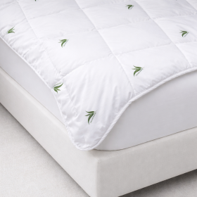 Pilota matlasata Kotonia Home Eucalipt, de iarna, 200x220 cm 350g/mp