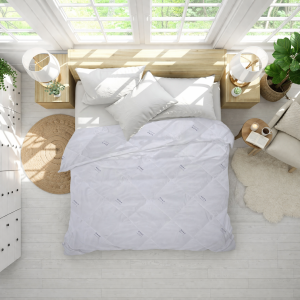 Pilota matlasata Kotonia Home Lavanda, de iarna, 140x200 cm 350g/mp, alba