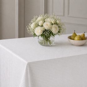Fata de masa Kotonia Home Hotel - 110x110 cm, Damasc, 100% bumbac, latime dungi 1 cm, alb