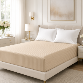 Husa de pat cu elastic Kotonia Home Deco, 100% bumbac, Damasc Saten, dimensiune dungi 1 cm, Cappuccino