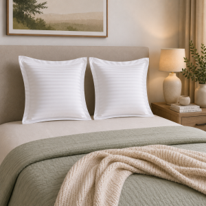 Set 2 Fete de perna Kotonia Home Hotel - Damasc cu dungi late de 2 cm cu rame decorative Oxford, 100% bumbac, alb - imagine 3