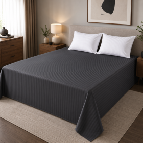 Cearceaf de pat Kotonia Home Deco, 100% bumbac, Damasc Saten, dimensiune dungi 1 cm, Gri antracit