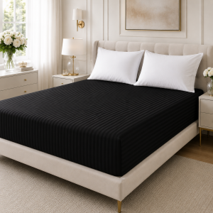 Husa de pat cu elastic Kotonia Home Deco, 100% bumbac, Damasc Saten, dimensiune dungi 1 cm, Negru