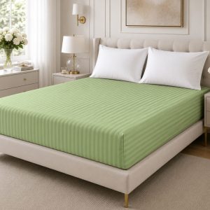 Husa de pat cu elastic Kotonia Home Deco, 100% bumbac, Damasc Saten, dimensiune dungi 1 cm, Verde Fistic