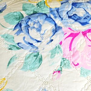Pachet 2 perne matlasate Kotonia Home - 50x70 cm, 630 gr/buc, decor floral 04 - imagine 3