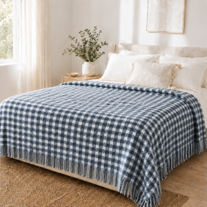 Patura Kotonia Home - Sarra pentru pat dublu, dimensiunea 180x230 cm, bleumarin cu ciucuri