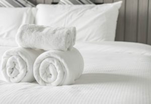 Cearceaf pentru pilota Kotonia Home Hotel - Damasc Saten cu dungi de 0.5 cm, 100% bumbac, alb - imagine 6