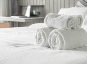 Cearceaf pentru pilota Kotonia Home Hotel - Damasc Saten cu dungi de 0.5 cm, 100% bumbac, alb - imagine 7