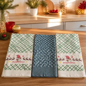 Pachet 3 prosoape bucatarie Kotonia Home, 40x55 cm cu decor imprimat, de Craciun - 02 - imagine 2