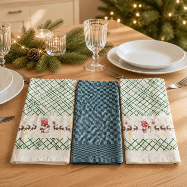 Pachet 3 prosoape bucatarie Kotonia Home, 40x55 cm cu decor imprimat, de Craciun - 02